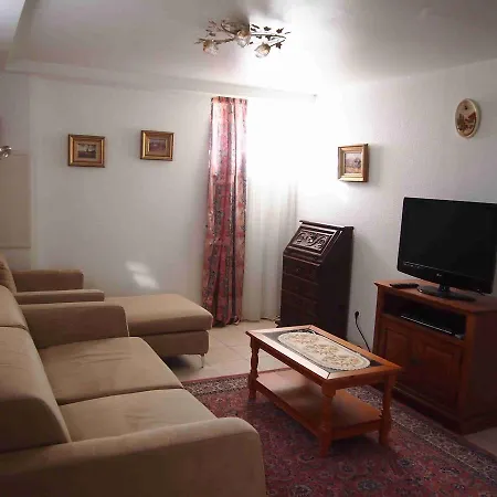 L Etape Strasbourgeoise Apartment *